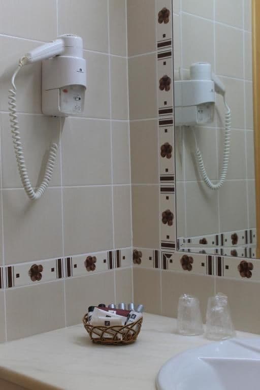 One-Bedroom Apartment (2 Adults + 2 Children up 12 years old))