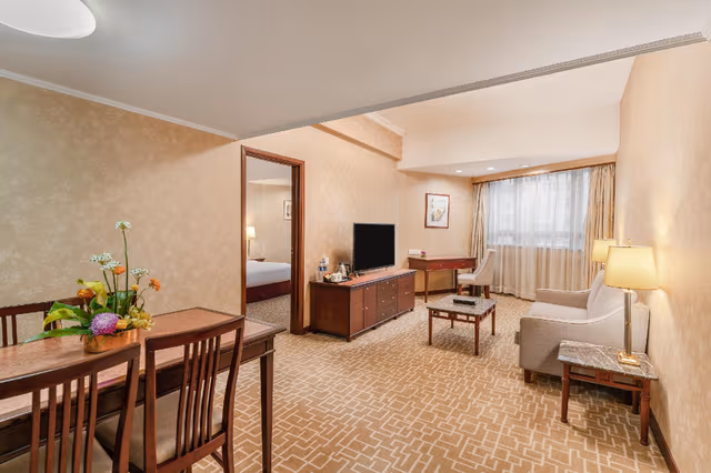 Deluxe Suite