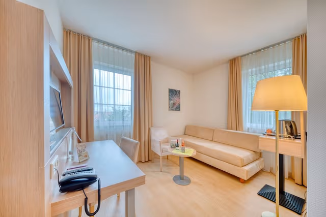 Family Room (3 beds, 2 rooms)
