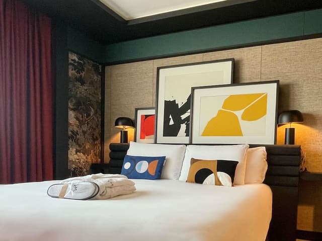 Room, Multiple Beds