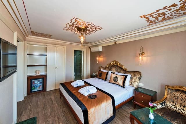 Executive Suite with Balcony
