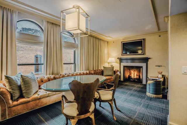 Executive Suite