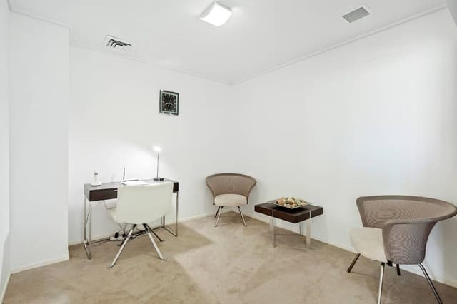 2 Bedroom 2 Bathroom Waterfront Apartment