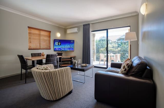 One Bedroom Apartment
