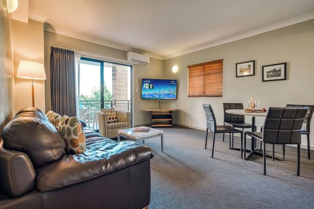 One Bedroom Apartment