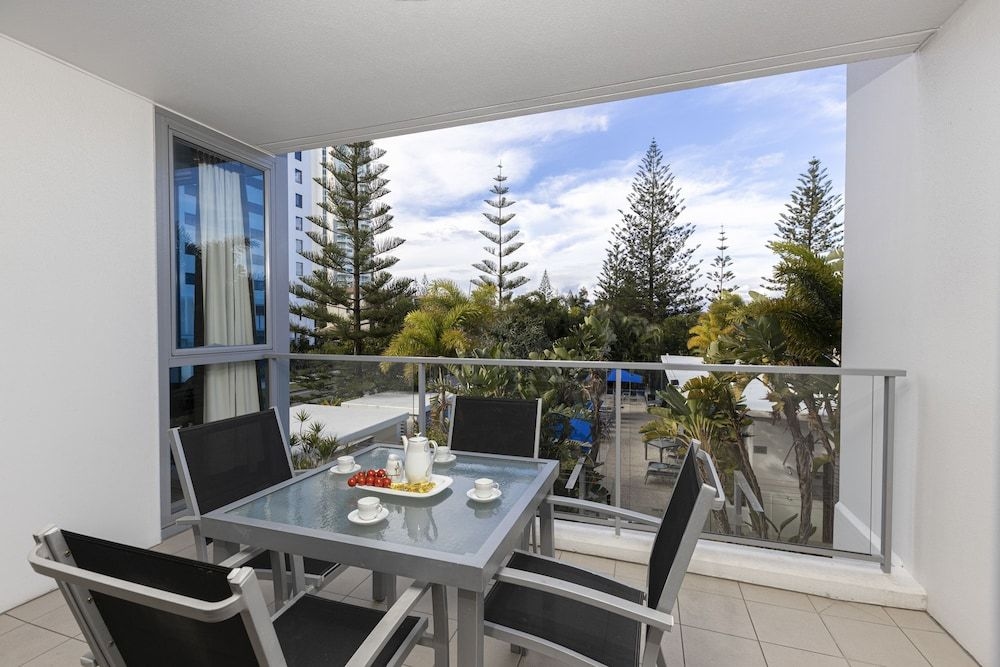 Ocean Pacific Broadbeach4