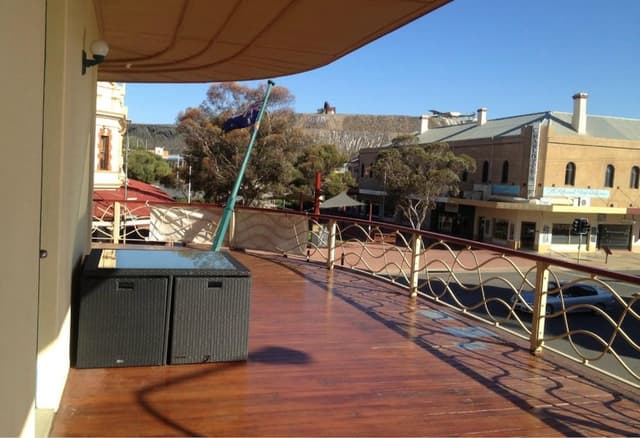 Deluxe Room, Balcony