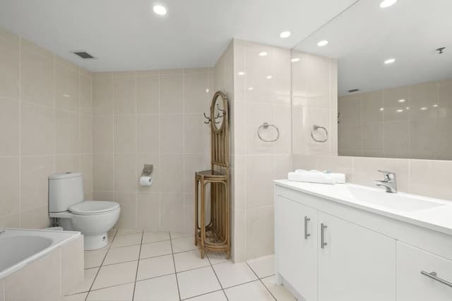 2 Bedroom Superior Ocean View Apartment