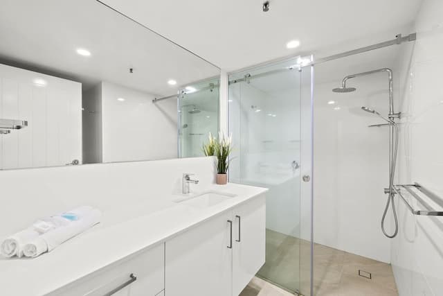 2 Bedroom Superior Ocean View Apartment