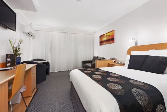Executive Suite