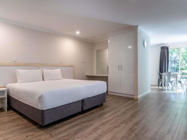 Executive Villa, 1 King Bed