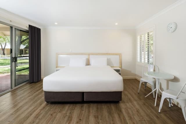 Superior Villa, 1 King Bed