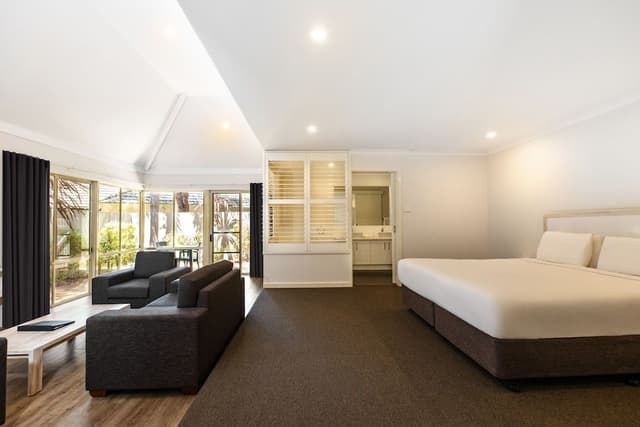 Executive Villa, 1 King Bed