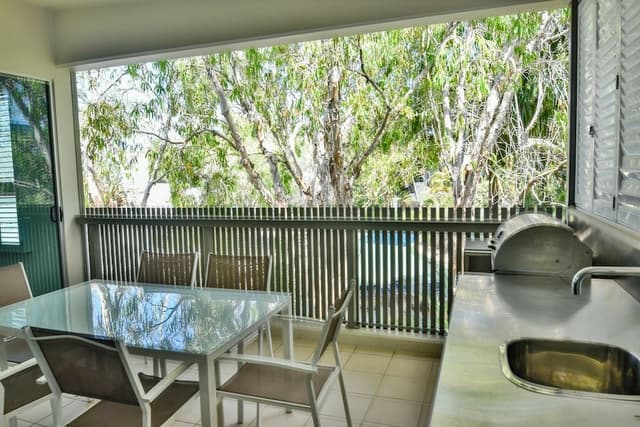 Byron Penthouse Villa Three