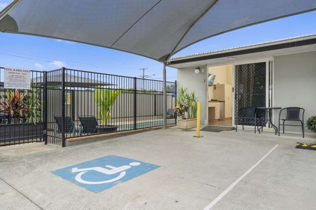 Deluxe Room, Multiple Beds, Accessible, Kitchenette