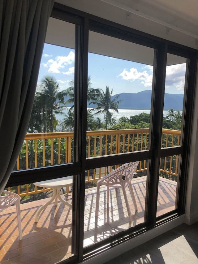 2 Bedroom Deluxe Oceanview Apartment
