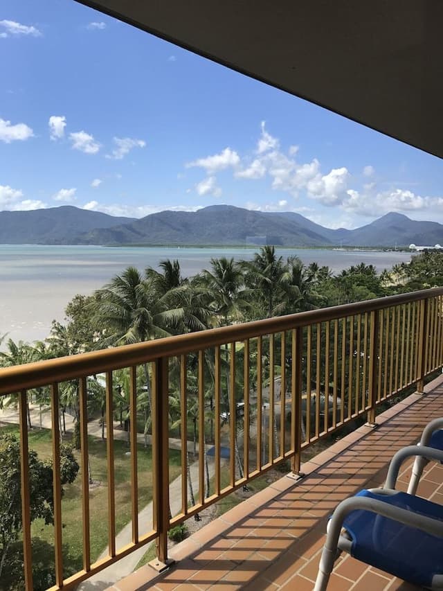 2 Bedroom Deluxe Oceanview Apartment