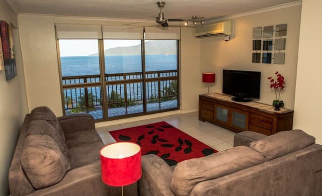 2 Bedroom Deluxe Oceanview Apartment
