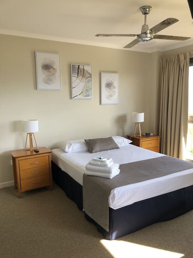 2 Bedroom Deluxe Oceanview Apartment