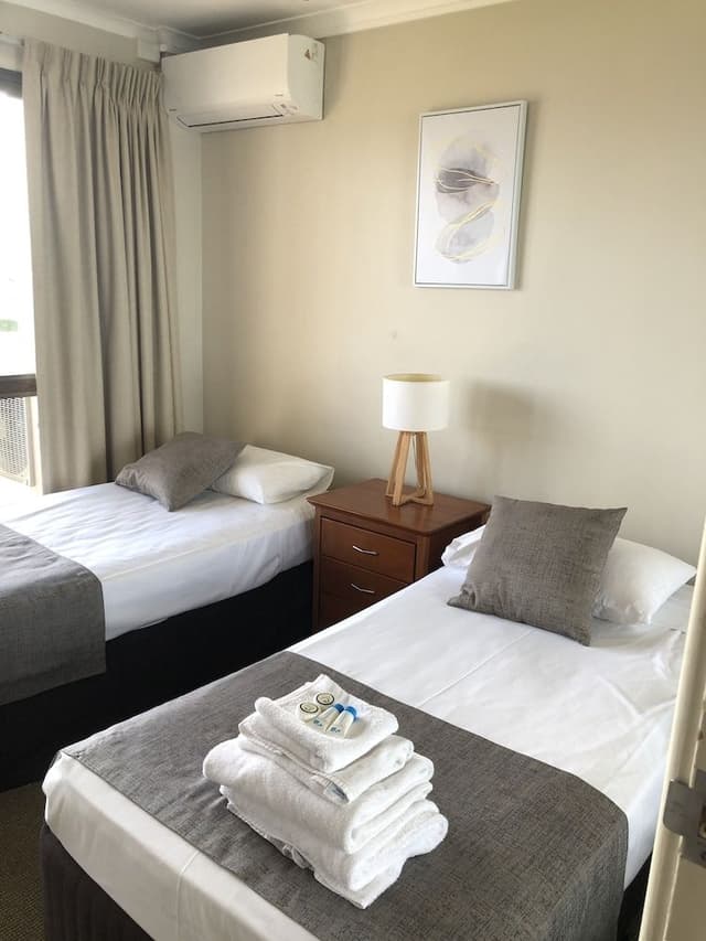 2 Bedroom Deluxe Oceanview Apartment