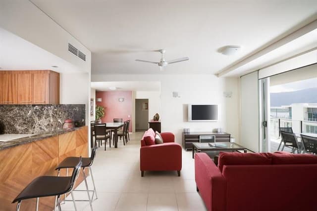 Room, 3 Bedrooms (Ocean)
