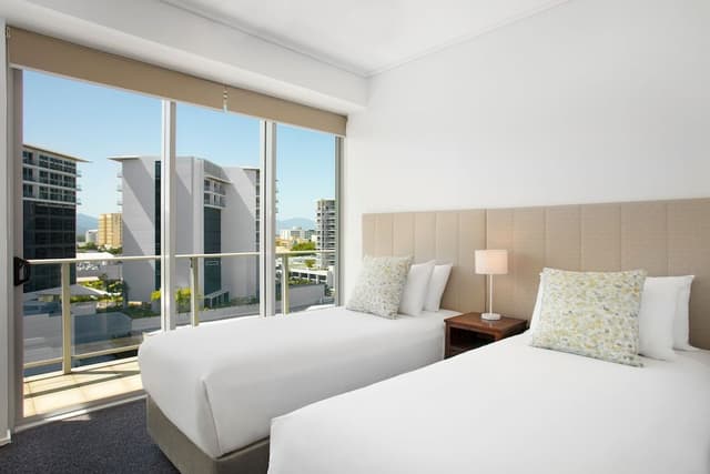 Room, 3 Bedrooms (Ocean)
