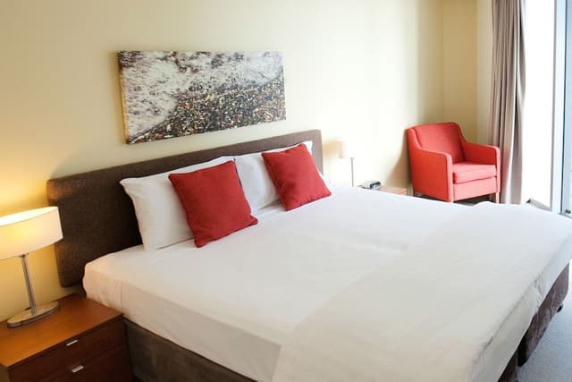 Room (Hotel Ocean)