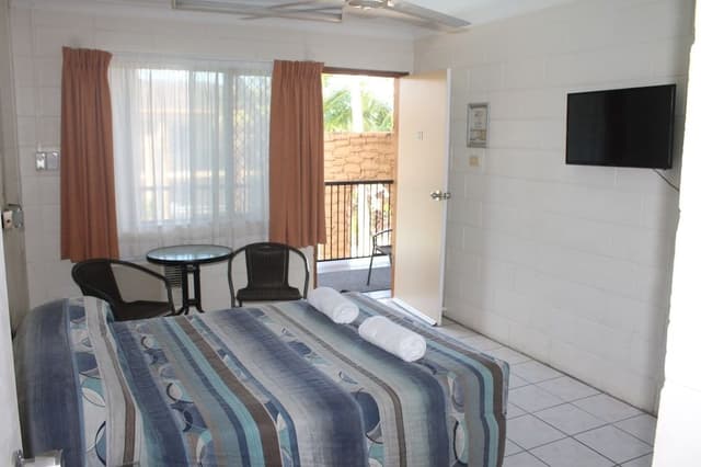 Standard Room (Motel)