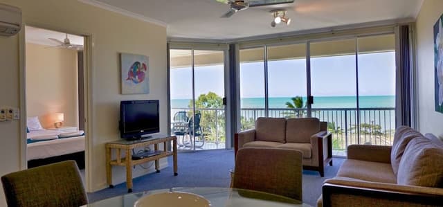 Standard Apartment, 2 Bedrooms, Ocean View (Access between addresses is limited)