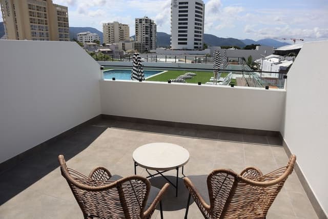 Deluxe Room, 1 King Bed, Terrace
