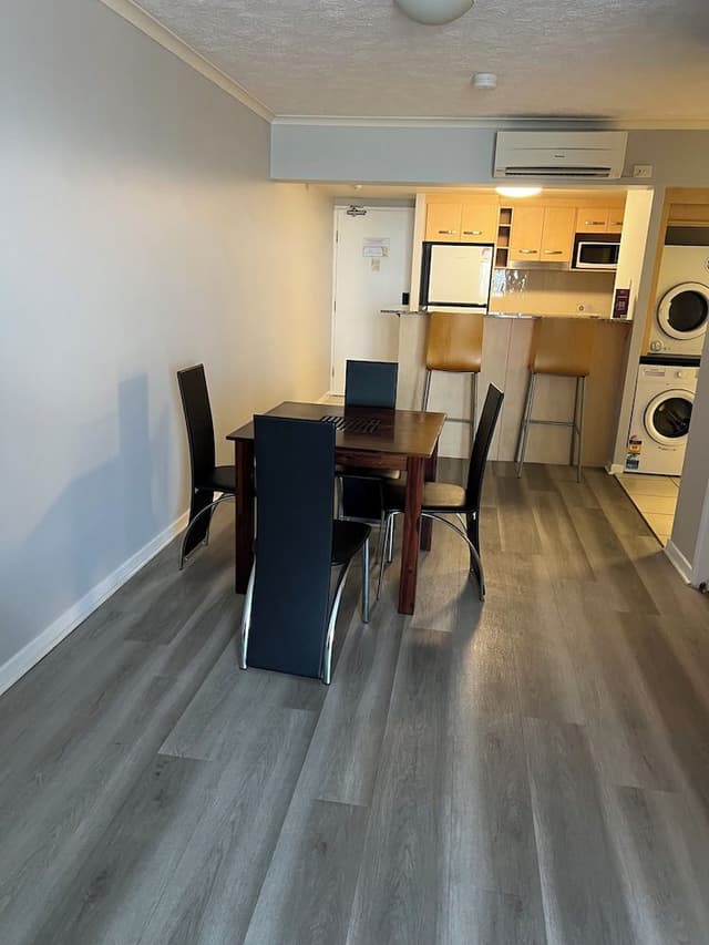 One Bedroom #2081