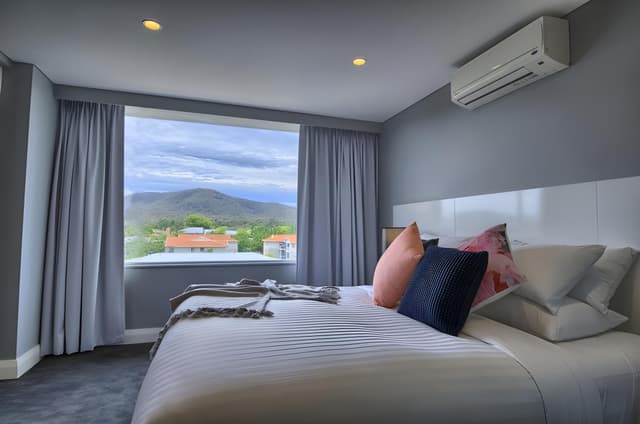Crown Suite