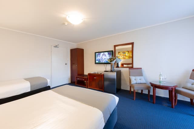 Superior King Room