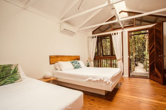 Twin/Tripe Rainforest Cabin