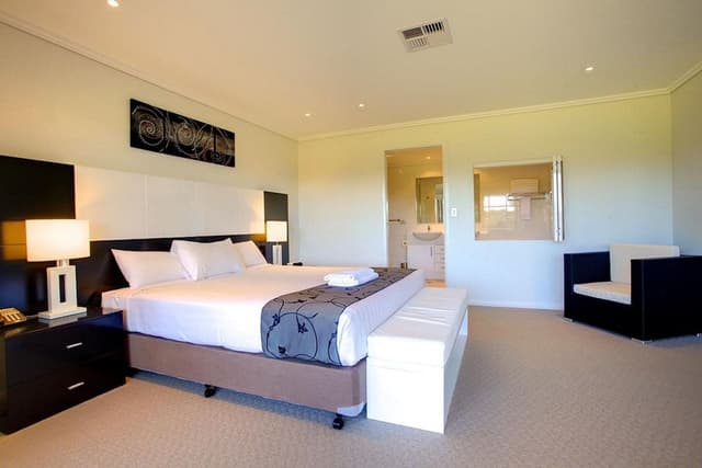 Superior Apartment, 4 Bedrooms