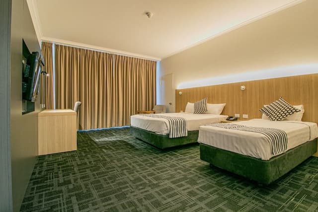 Ocean Side Twin Room
