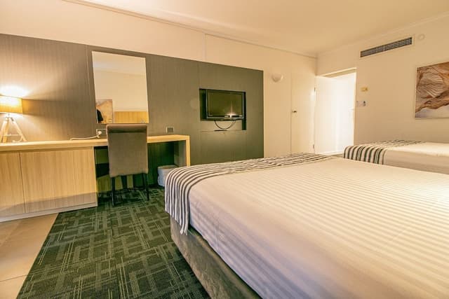 Ocean Side Twin Room