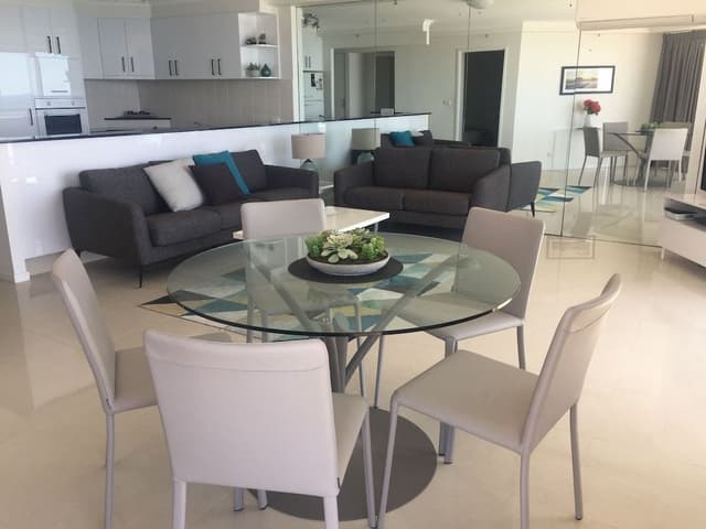 2 Bedroom Apartment - 5 Night Stay