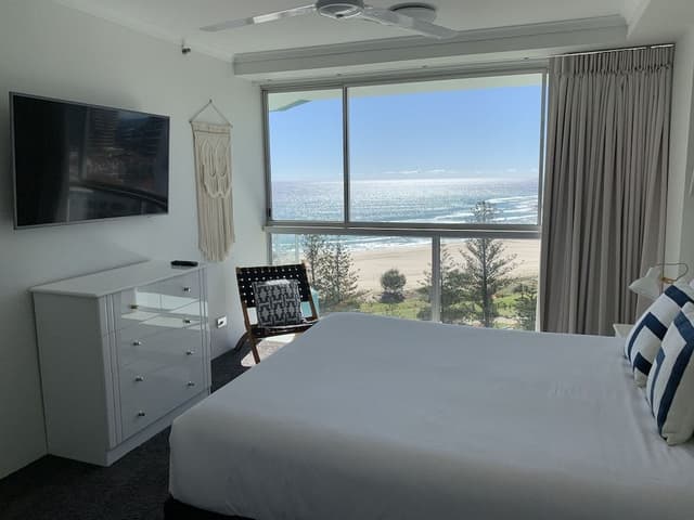 2 Bedroom Apartment - 5 Night Stay