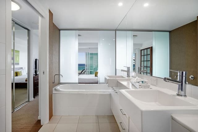 Apartment, 3 Bedrooms, Beach View