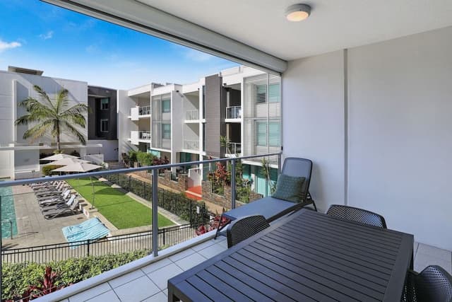 One Bedroom Apartment with Pool View
