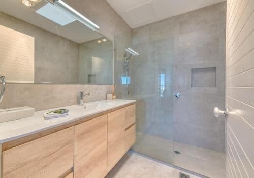 1 Bedroom Executive