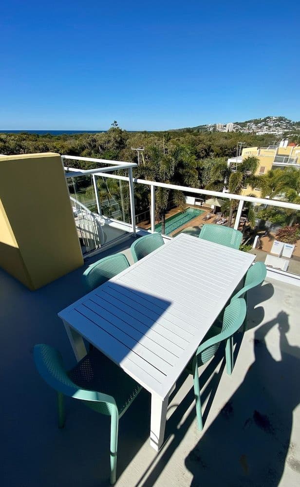 Two bedroom Apartment with Seaview Rooftop