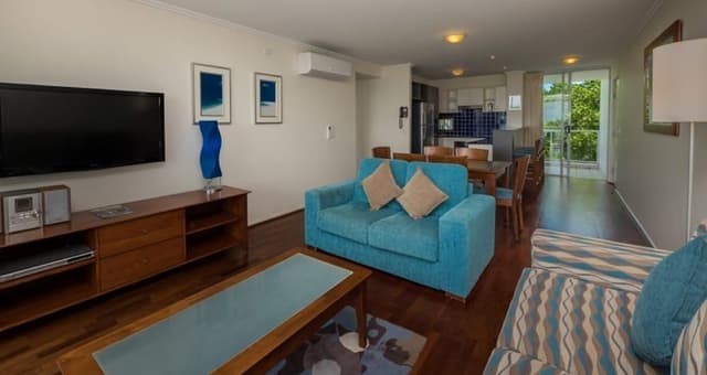 Deluxe Apartment, 2 Bedrooms, Pool View