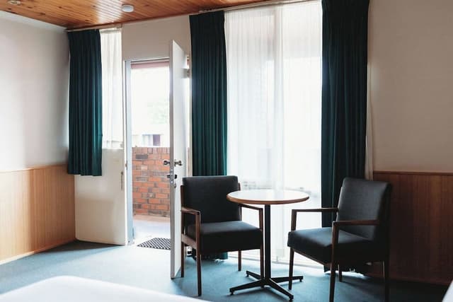 Queen Room