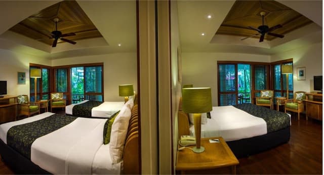 Island Suite Twin Room