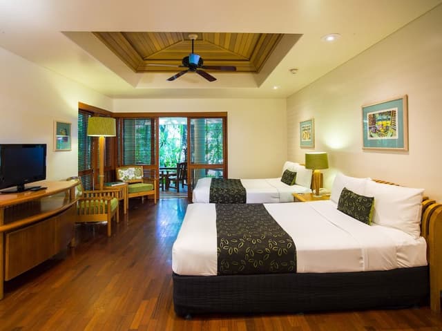 Island Suite Twin Room