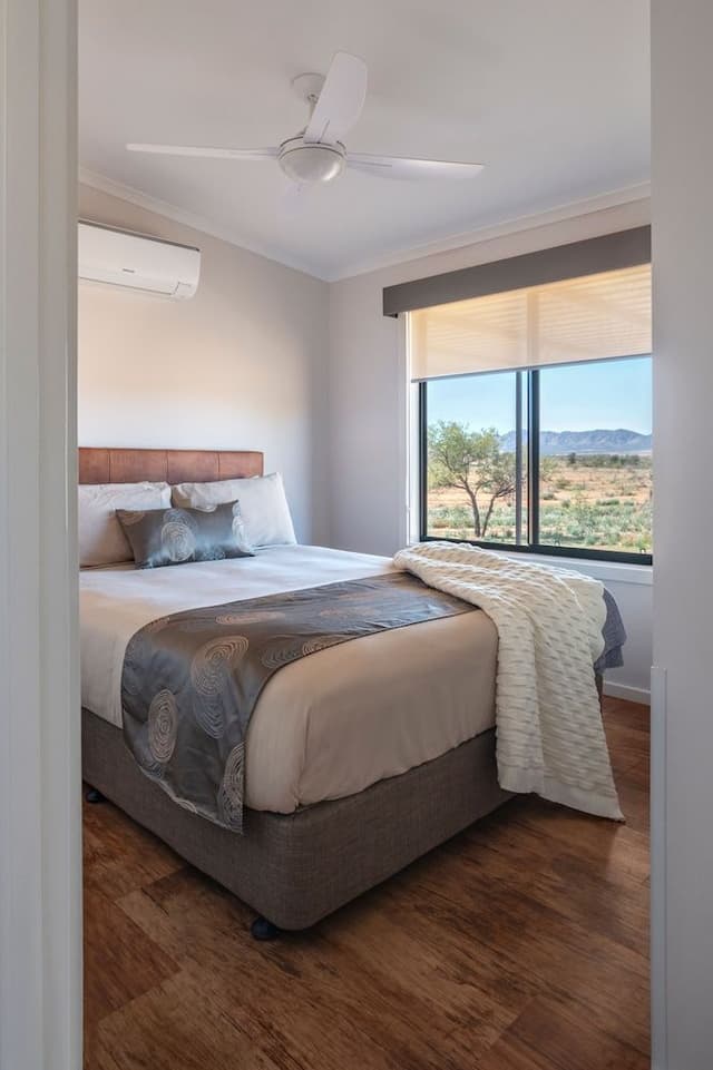 Superior Apartment, 2 Bedrooms, Mountain View