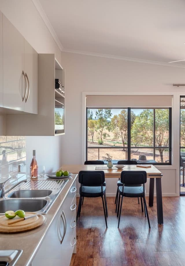 Superior Apartment, 2 Bedrooms, Mountain View