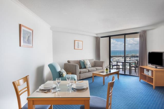 Apartment, 2 Bedrooms (Dual Key, Marina Facing)